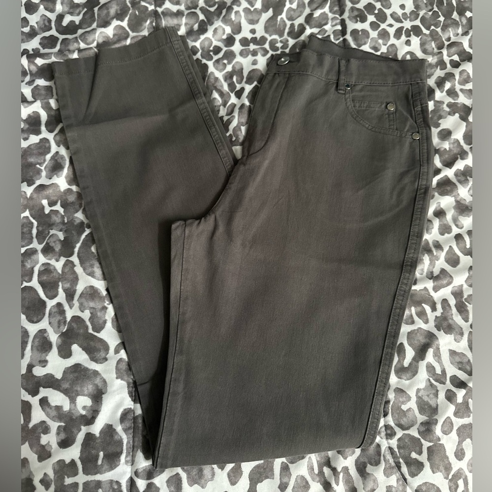 NWOT Marble grey 5 pocket pants, sz 6
